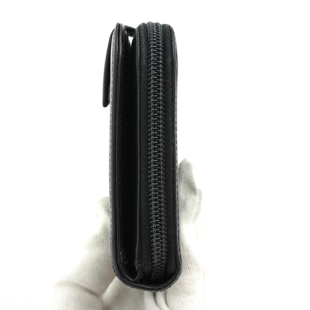 ✨未使用に近い✨　PRADA ミニ財布　サフィアーノレザー　三角プレート　黒色