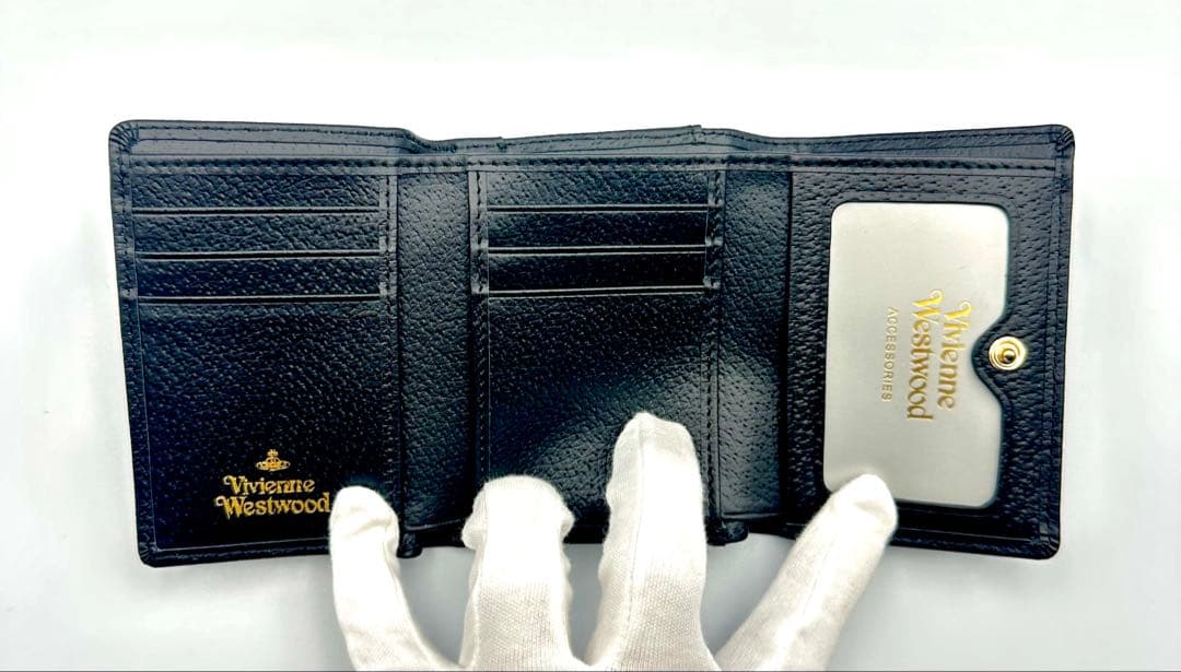 【最新✦新品】Vivienne Westwood 三つ折り財布 ブラック/黒