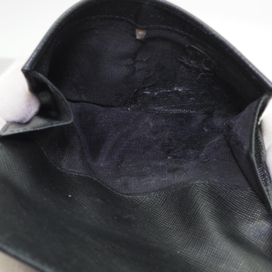 PRADA プラダ 二つ折り財布 サフィアーノ 三角ロゴ ブラック 黒