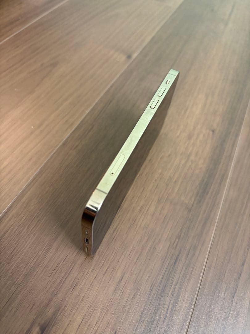 Apple iPhone 12pro ホワイトゴールド