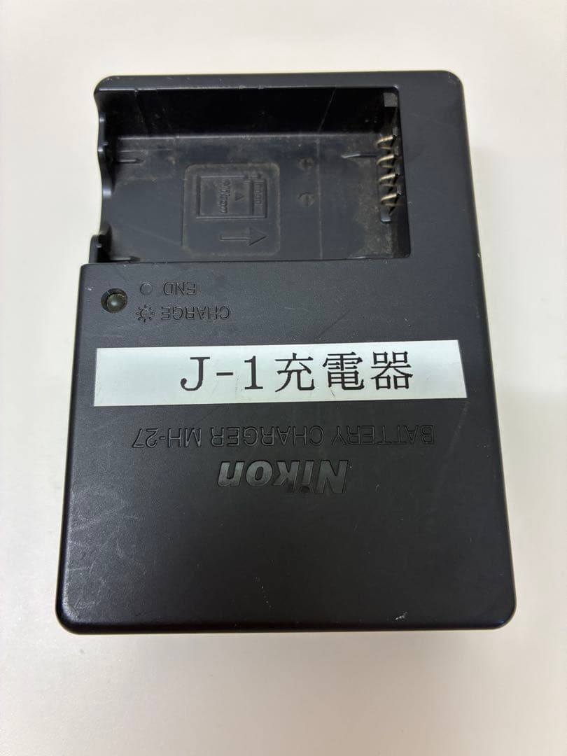 Nikon 1 J1 ホワイト ミラーレスカメラ