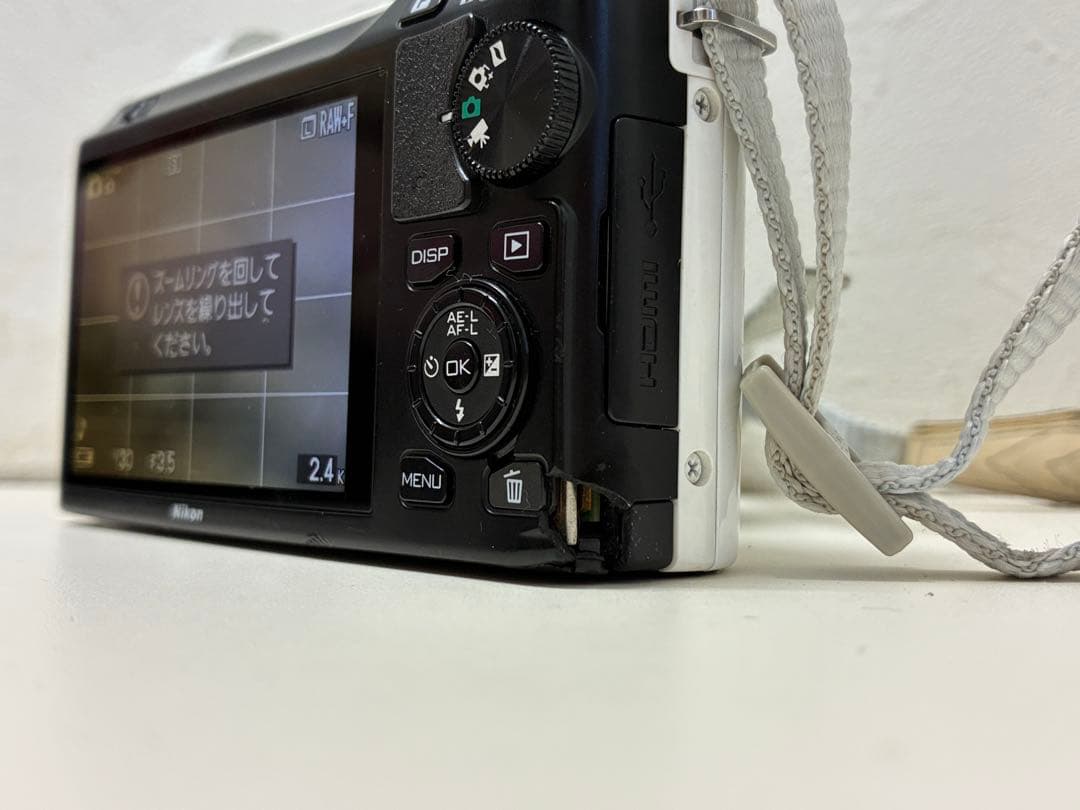 Nikon 1 J1 ホワイト ミラーレスカメラ