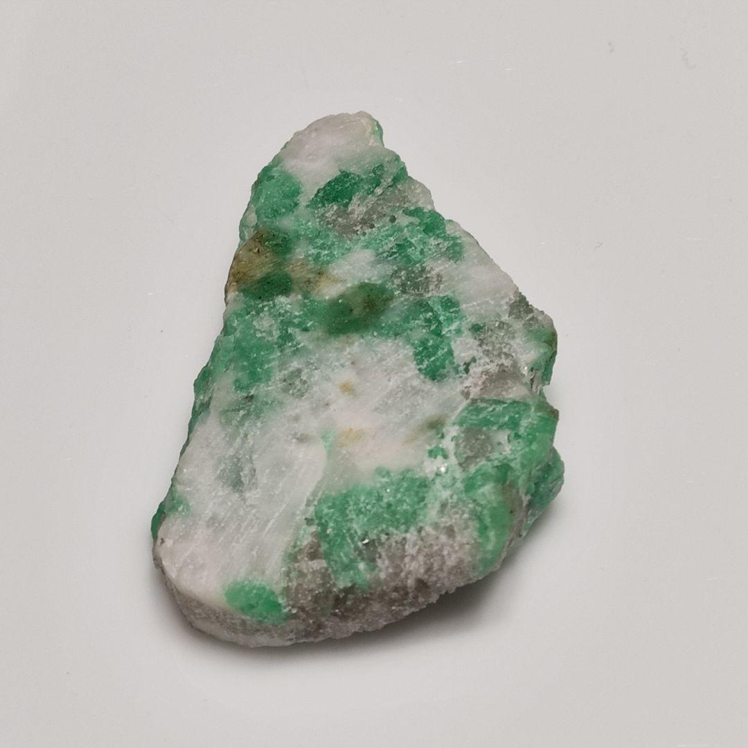 パワーストーン　天然石　エメラルド　34g　No.176