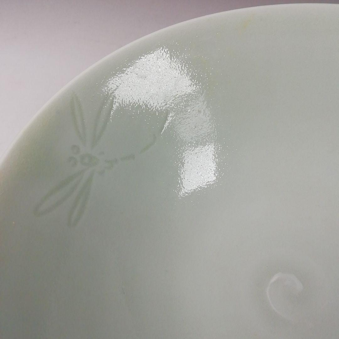 Ｔ１６９　茶碗　『淡青磁　蜻蛉彫』『平茶碗』『曽根幸風』　共箱　抹茶碗　茶道具