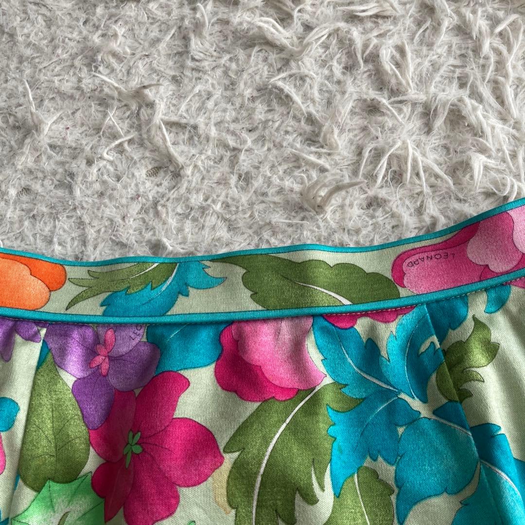 LEONARD 花柄スカート ライトグリーン W66 マルチカラー 華やか