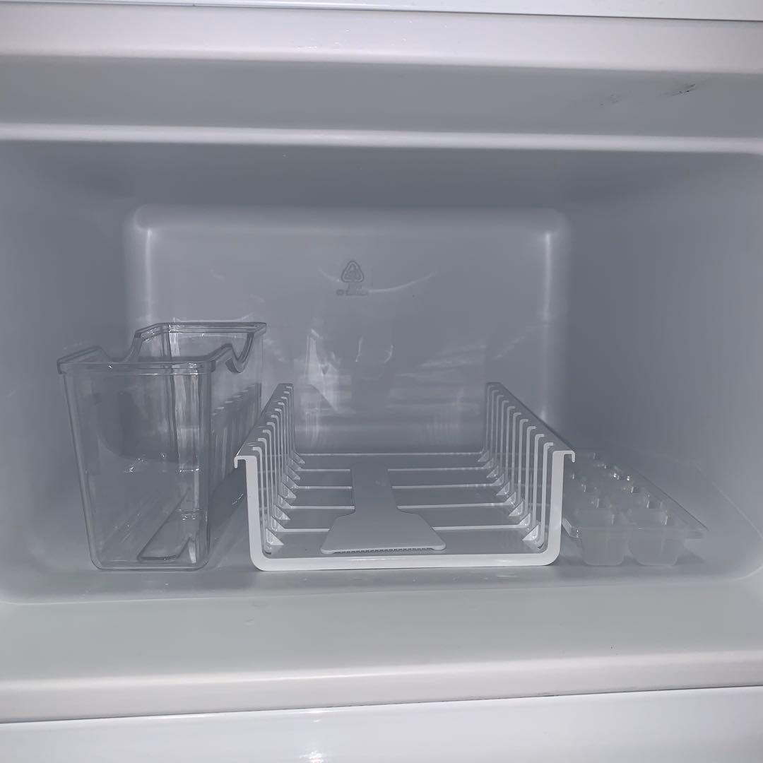 11r63. YAMADA SELECT 90L 冷凍冷蔵庫 YRZ-C09G1