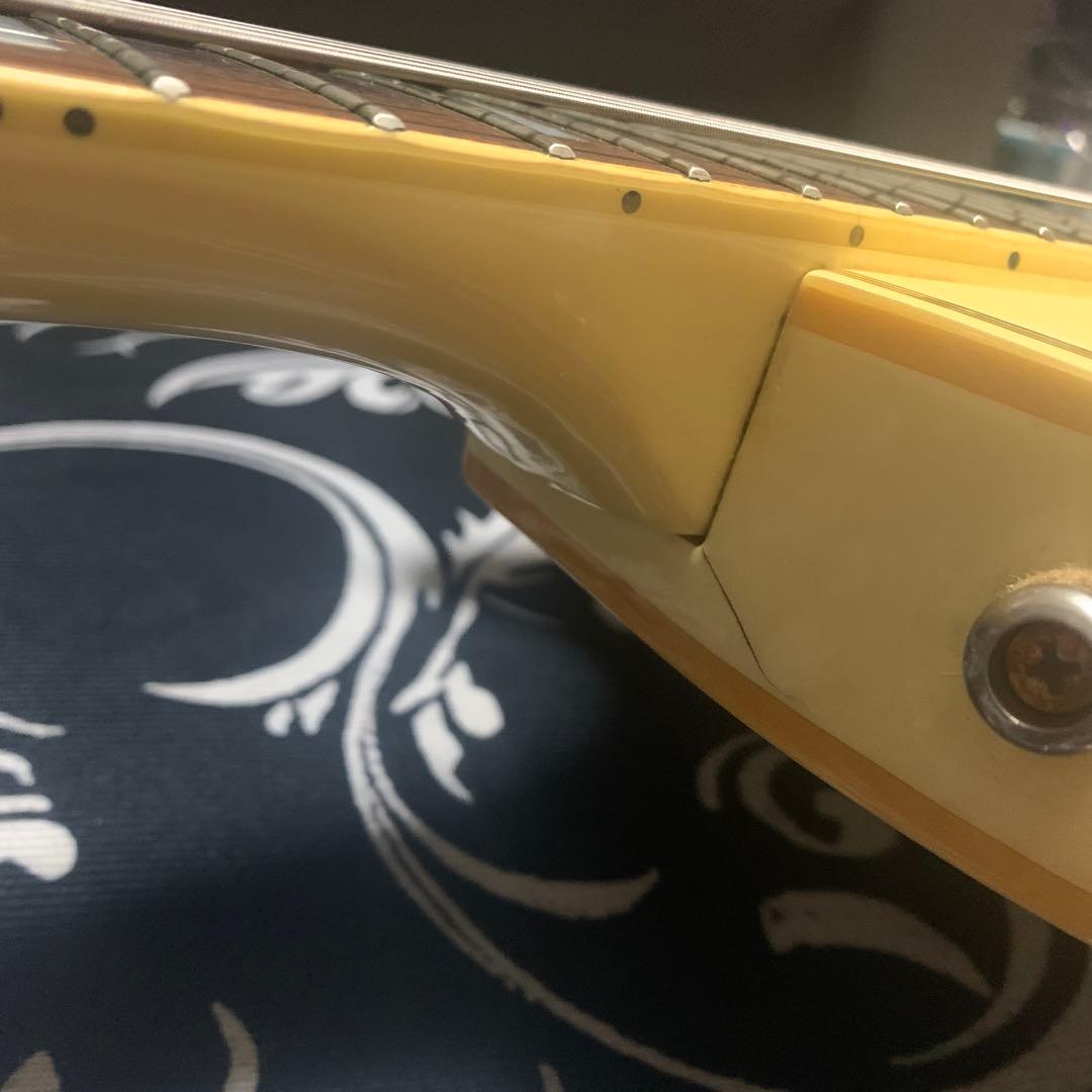 ジ*ー様 Epiphone レスポール　7桁シリアル日本製　クリーム色