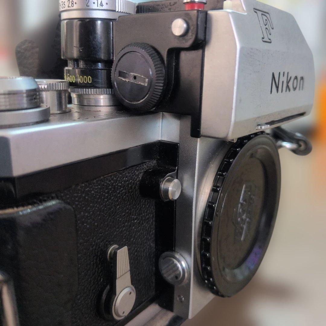 Nikon F 一眼レフカメラ 35mmフィルム（カバー付き・本体のみ
