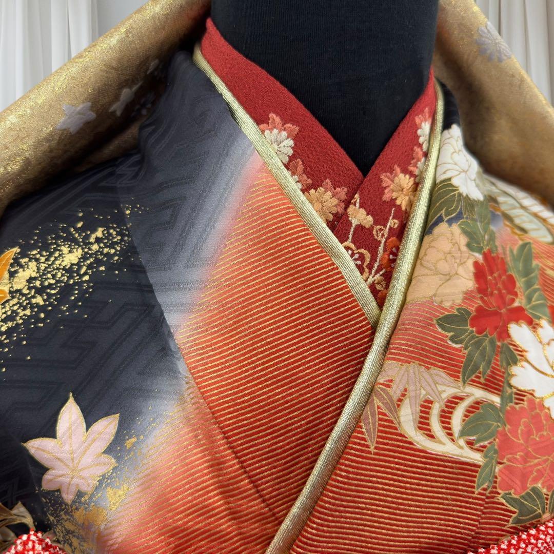 逸品 振袖7点フルセット 金駒刺繍 豪華金彩 鴛鴦　四季草花文様　成人式　結婚式