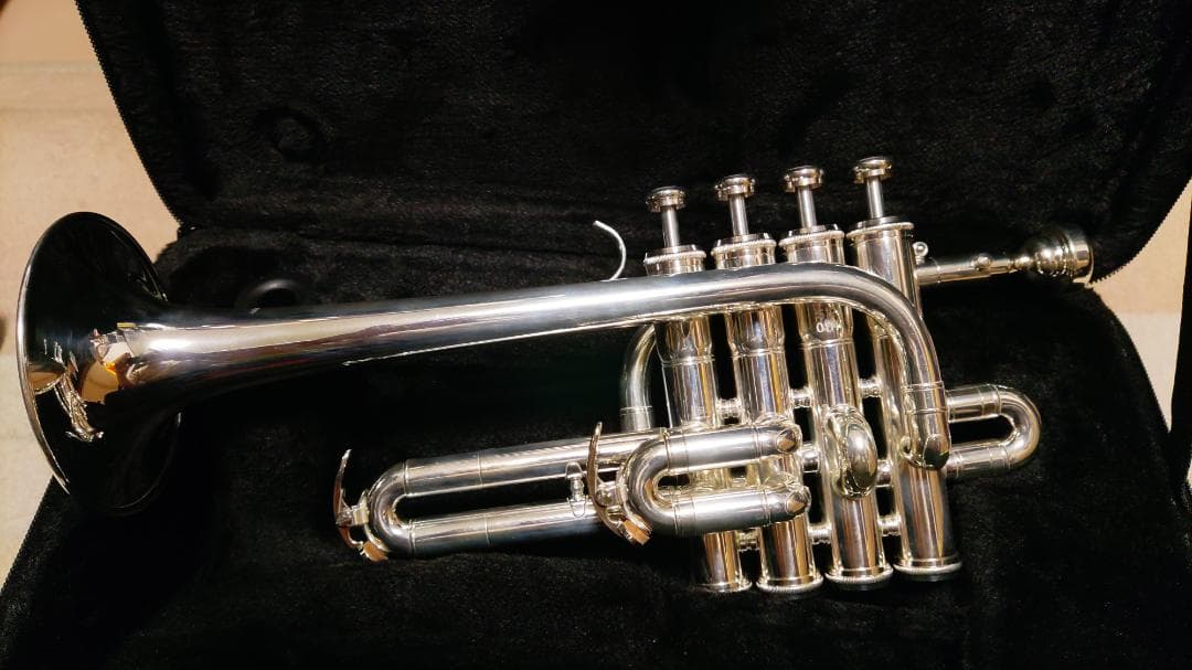 ●ピッコロトランペット PLAYTECH PTTR-300P ※スタンド付き