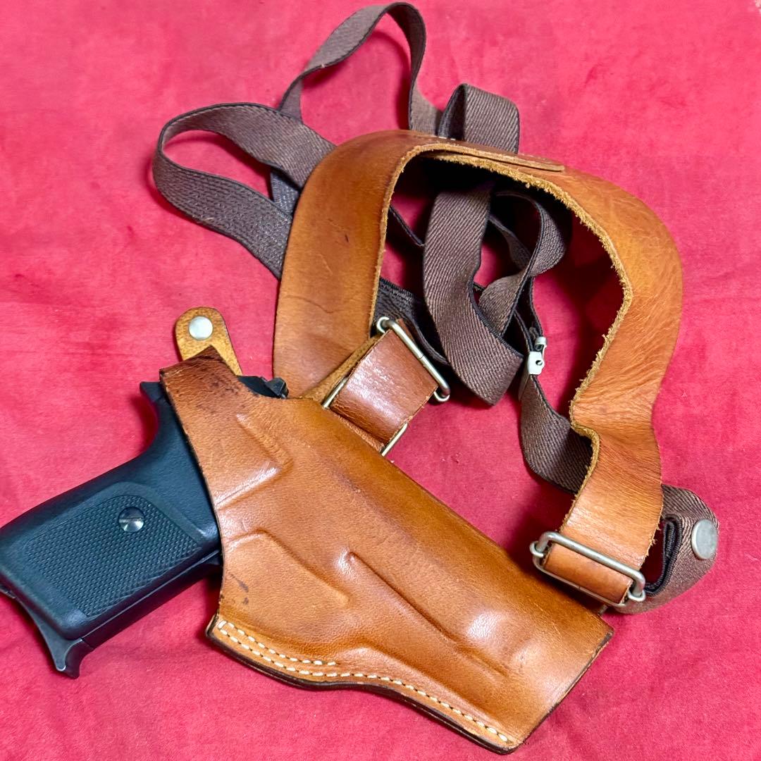 マルシン 革製 ショルダー ホルスター 中型オートマチック ベレッタM84用