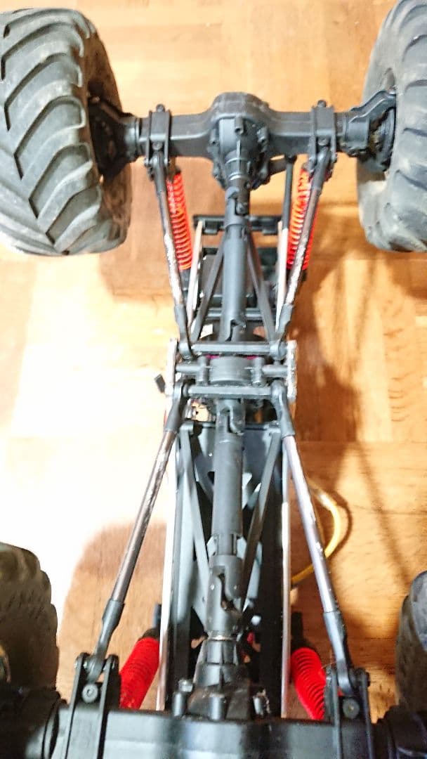 ラジコン ウイリーキング兼クローラーキング