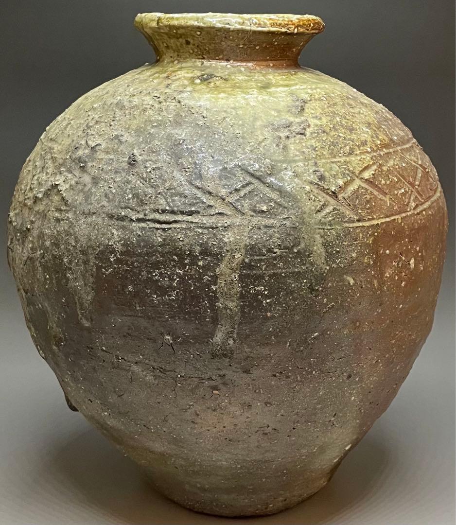 信楽焼　桧垣文壷　在銘　31cm 　　　n698