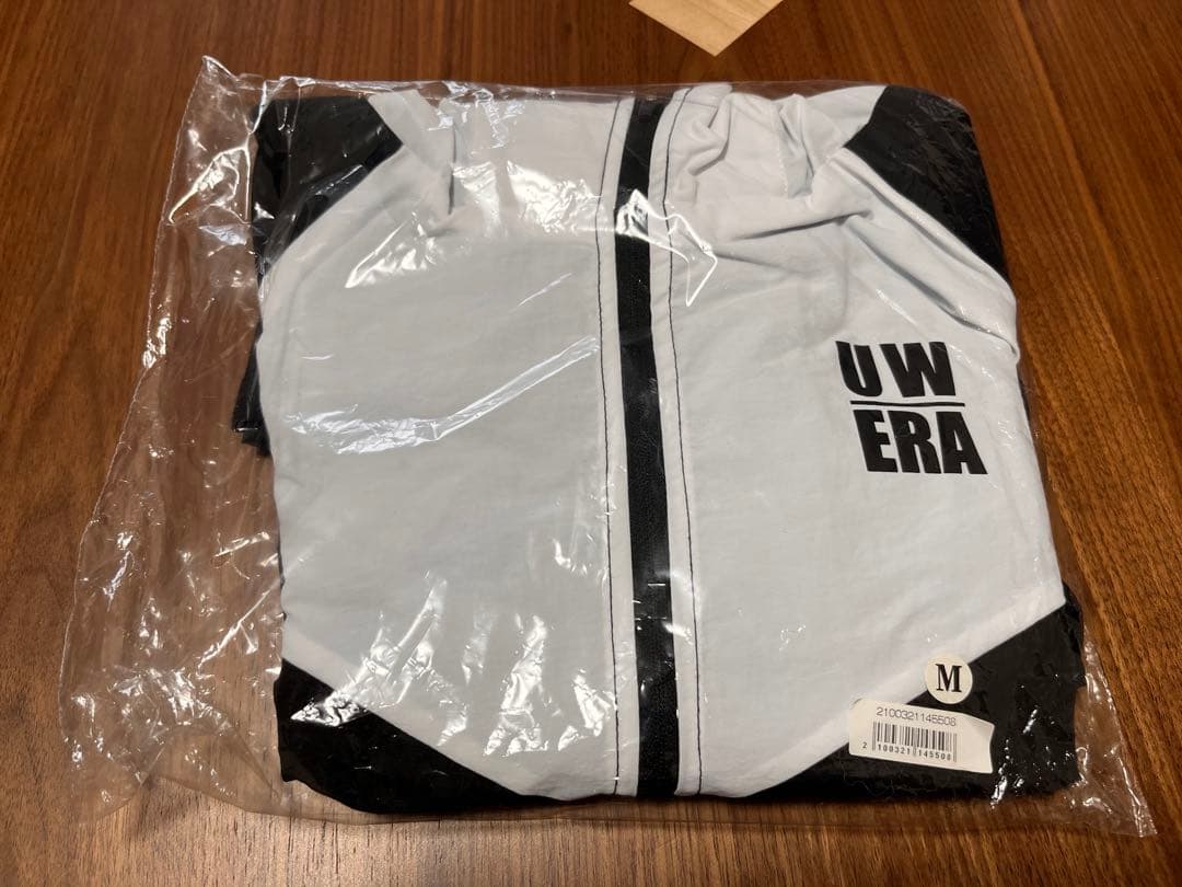 UVERworld ナイロンパーカー　Mサイズ