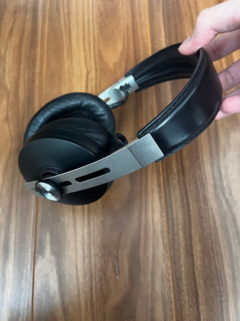 Sennheiser Momentum 3ワイヤレスヘッドホン