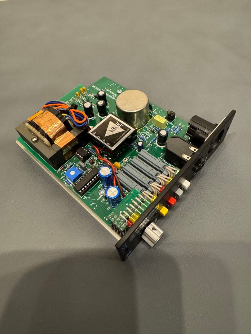 API 512c マイクプリアンプ