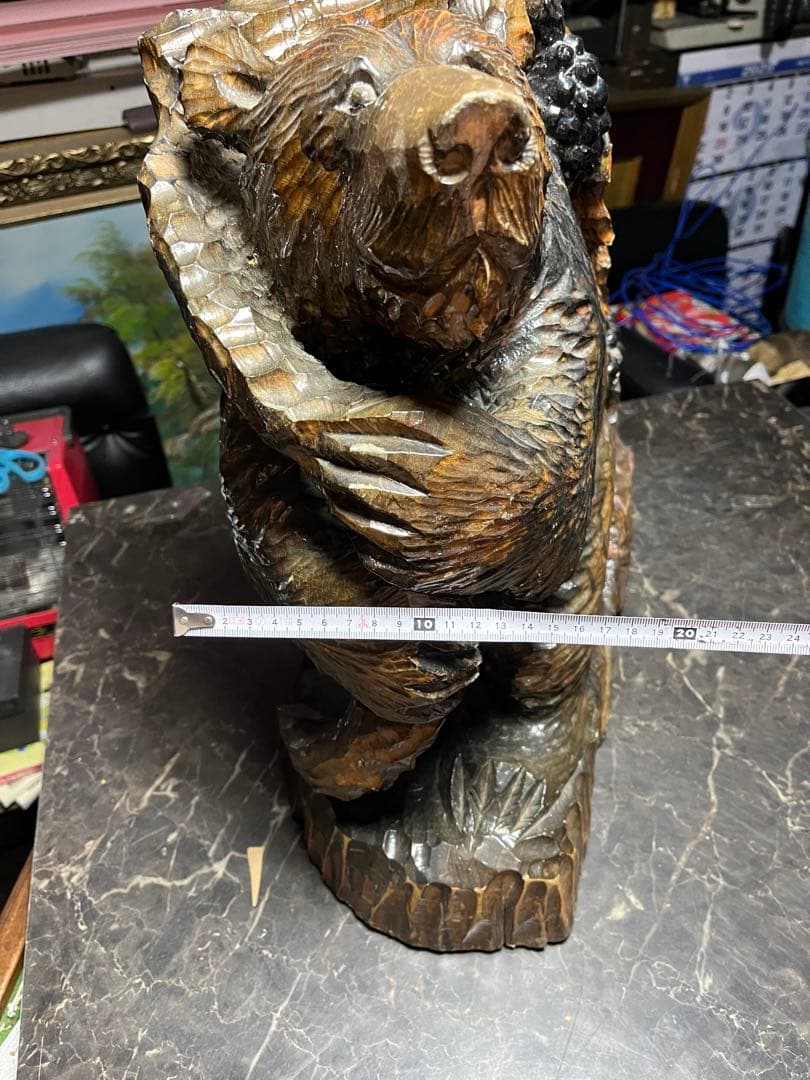 熊の木彫り、木彫り熊、熊の一刀彫、 アイヌ木彫り、アイヌ工芸品