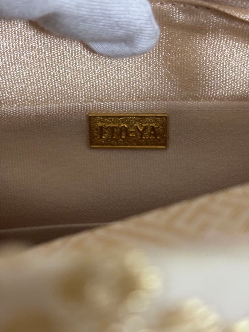 正月　成人式　初釜　茶会　和装バッグ 多色刺繍 利休バッグ 正絹　未使用　居東屋