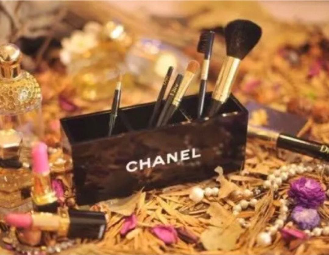 シャネル Chanel アクリル コスメ スタンド