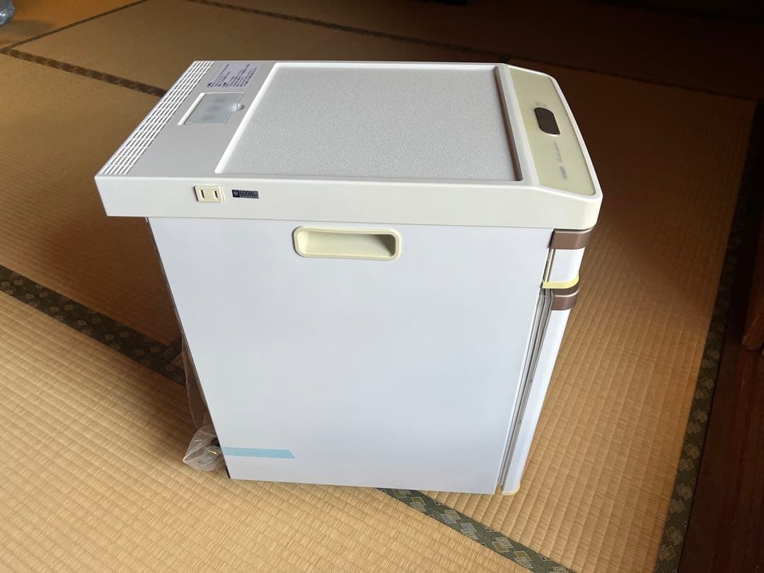 【新品】TWINBIRD ベッドサイド冷蔵庫 HR-D282