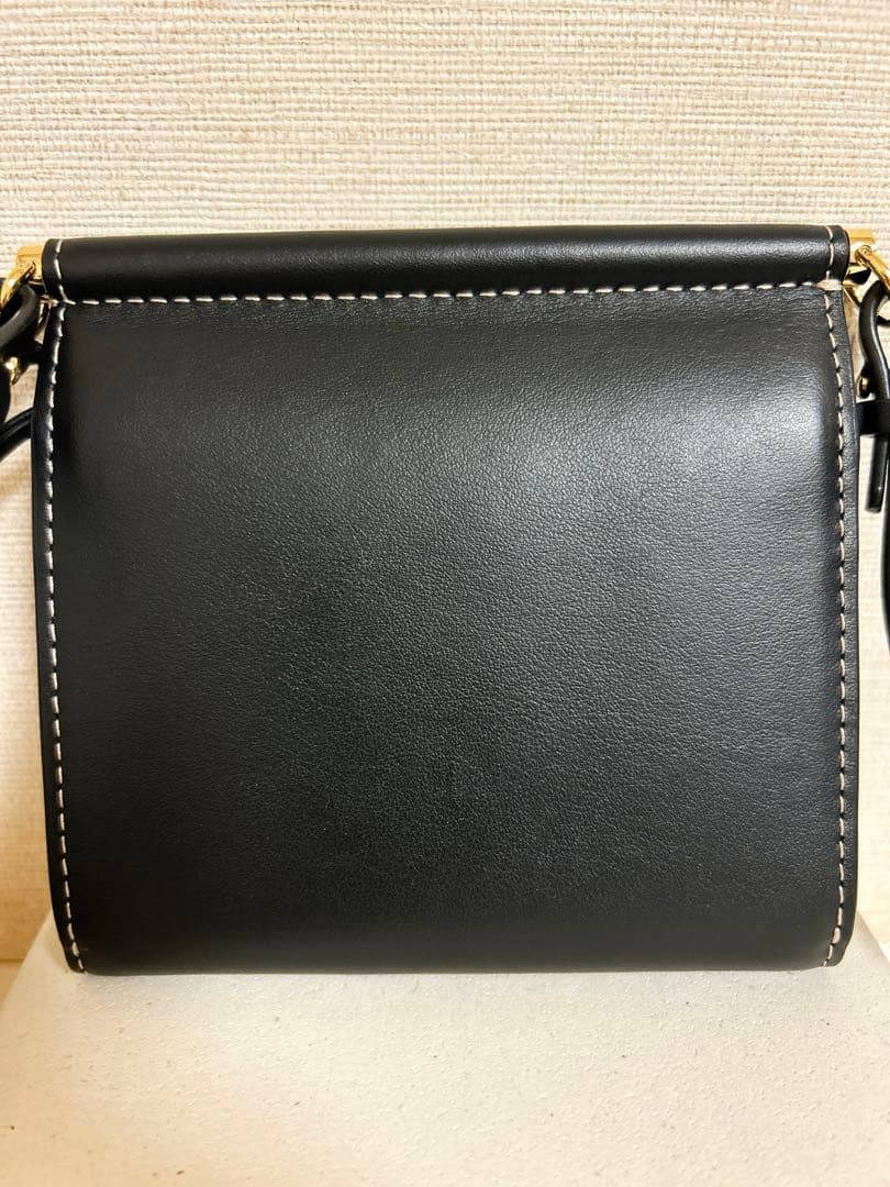 POLÈNE　ポレーヌ　Numéro Sept　クロスボディウォレット　新品