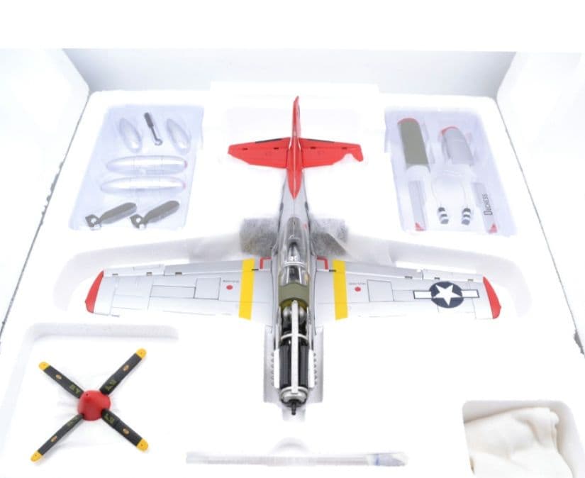 ミリタリーコレクション1/35スケール P-51D マスタング貴婦人アイリーン