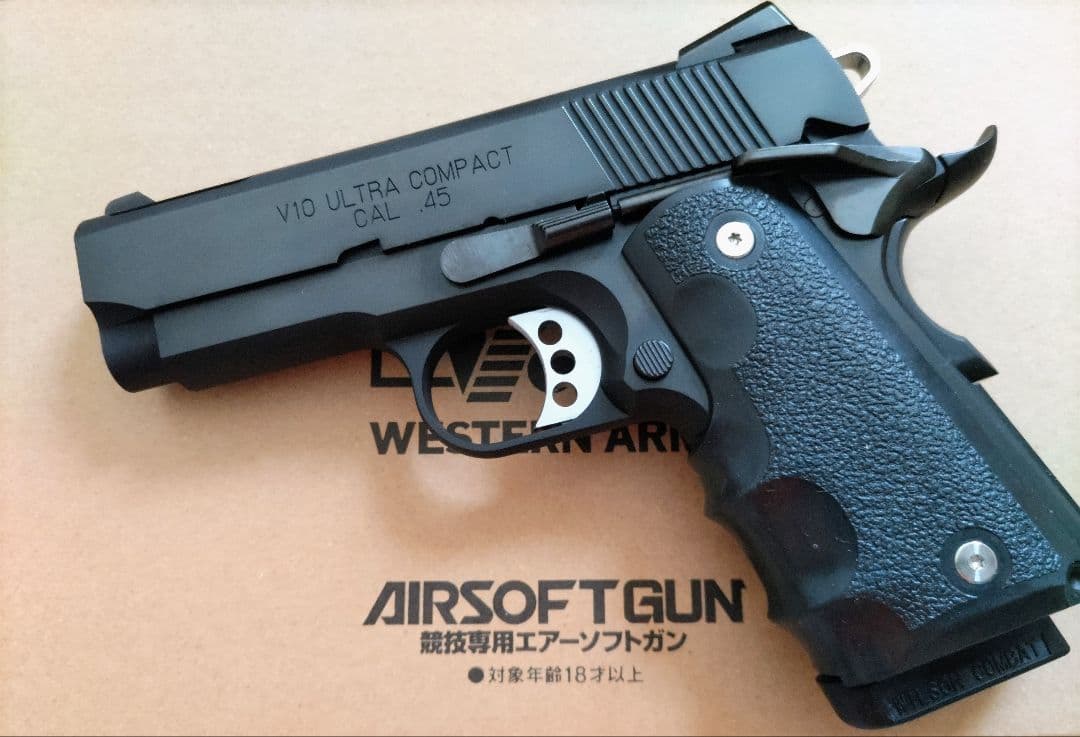 ウエスタンアームズ ベイビーわるきゅーれ 2ベイビー・モデル　V10ちさとver