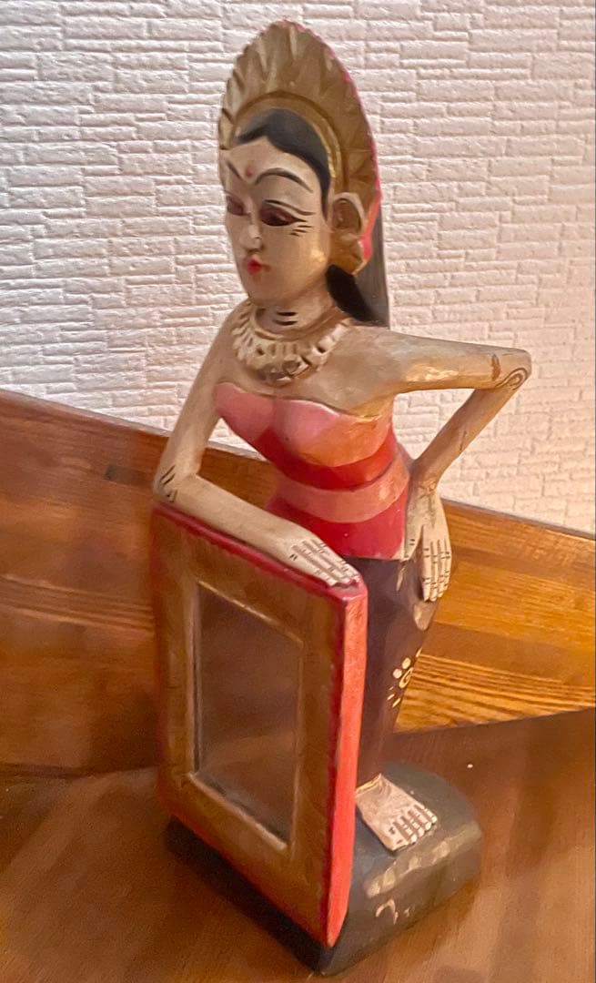 ヴィンテージ インド木製女性像 鏡付き フォークアート Vintage