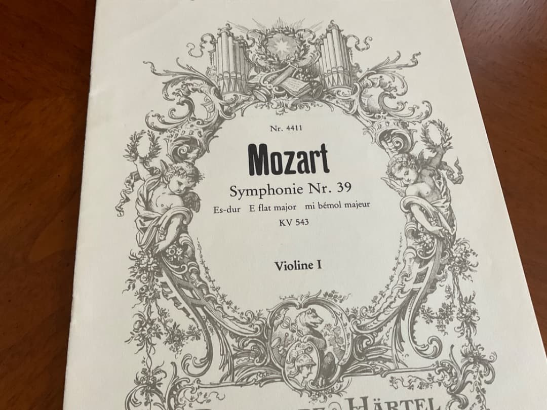 オーケストラ全パート譜　モーツァルト　交響曲第39番　k.543 未使用！