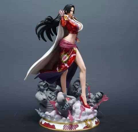 ワンピース　ボアハンコック　フィギュア