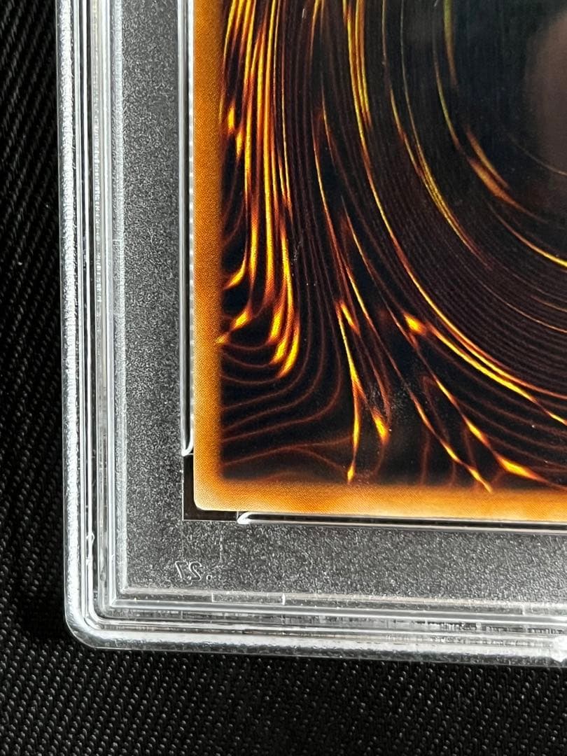 遊戯王　レッドアイズブラックメタルドラゴン　初期　シークレットレア PSA9