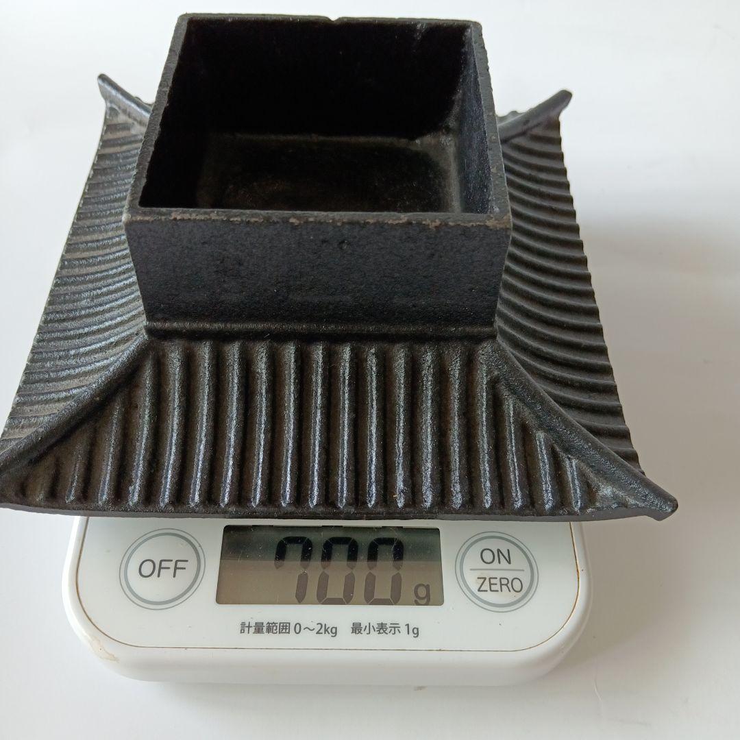 ミニチュア城　 鋳鉄製 黒色三重塔