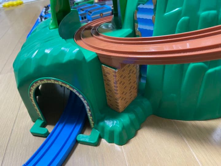 トーマス　プラレール　どきどきマウンテンのセットです☆
