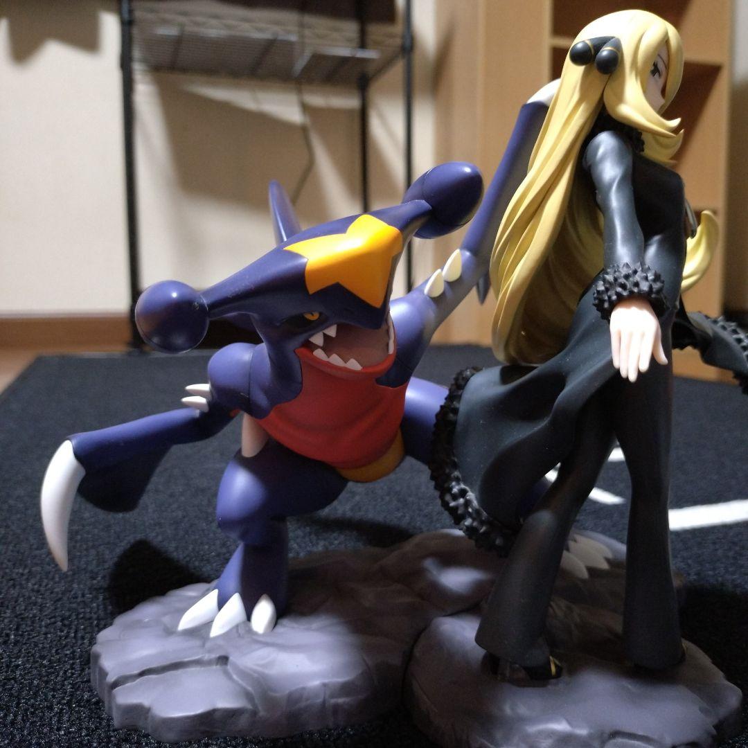 シロナ ガブリアス フィギュア 約20cm