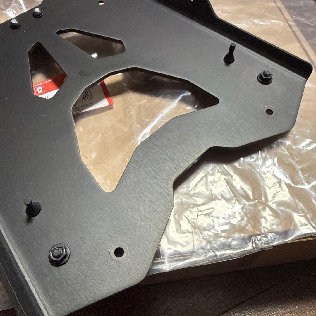 モノキー専用ベースプレート GIVI SRA5143 BMW R1300GS