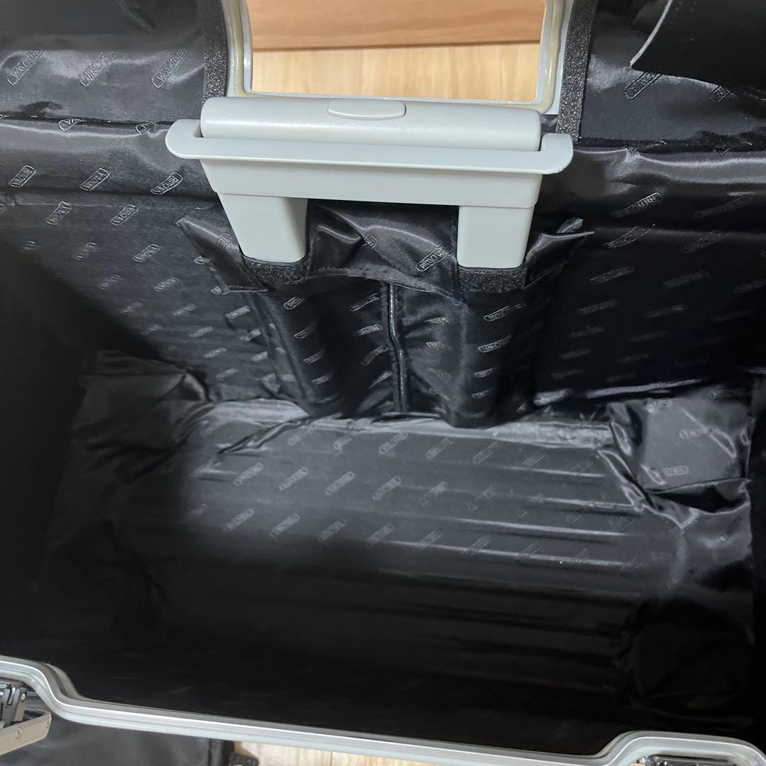 RIMOWA パイロット 4輪　37L
