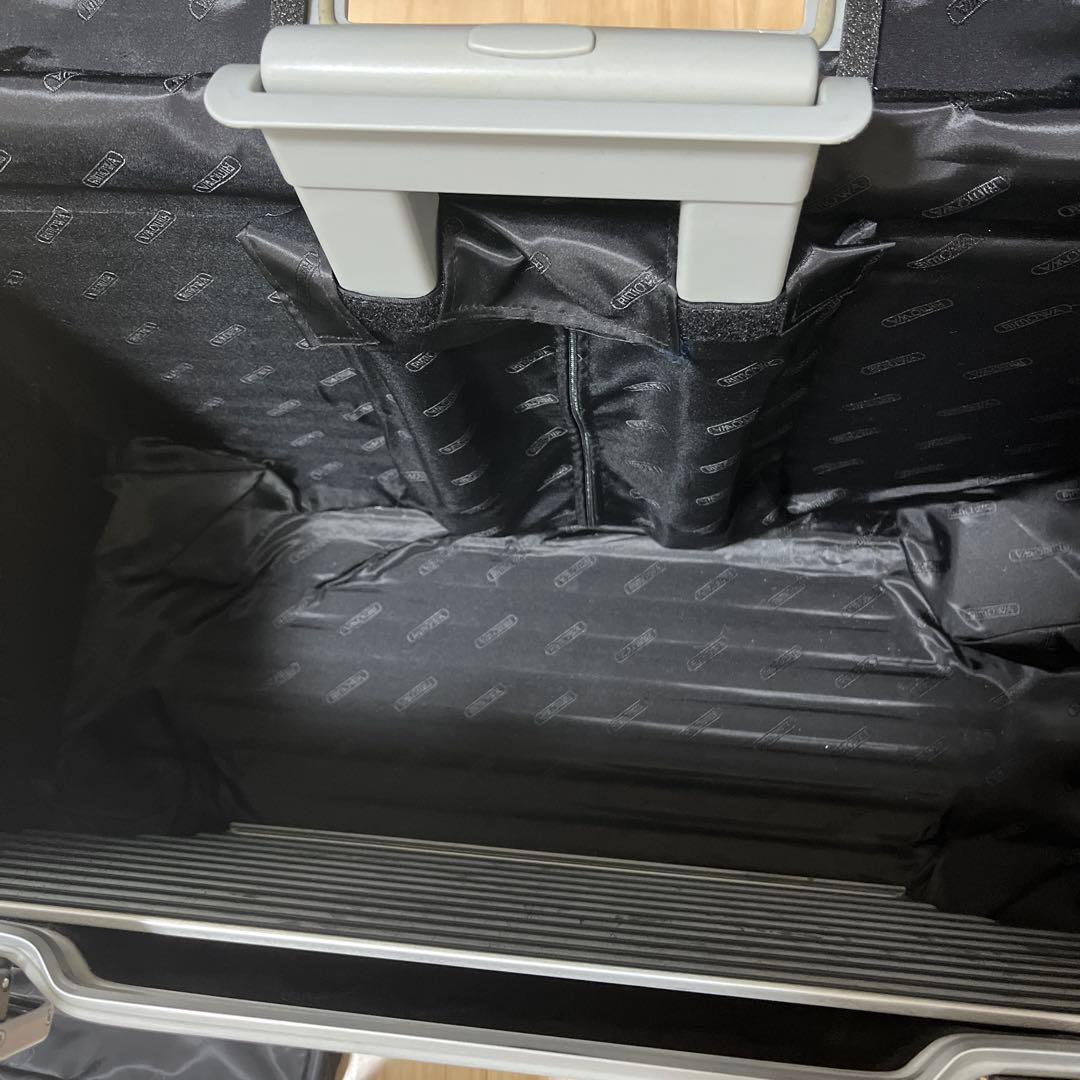RIMOWA パイロット 4輪　37L