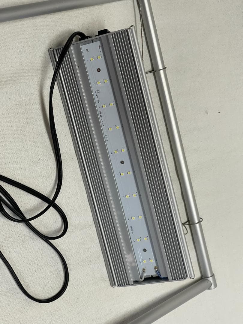 アクアリウム　水槽・照明・ジェネレーター・ポンプ・セット