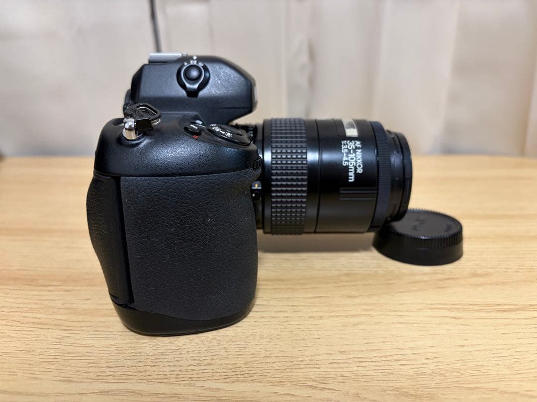Nikon F100 一眼レフカメラ レンズ付き