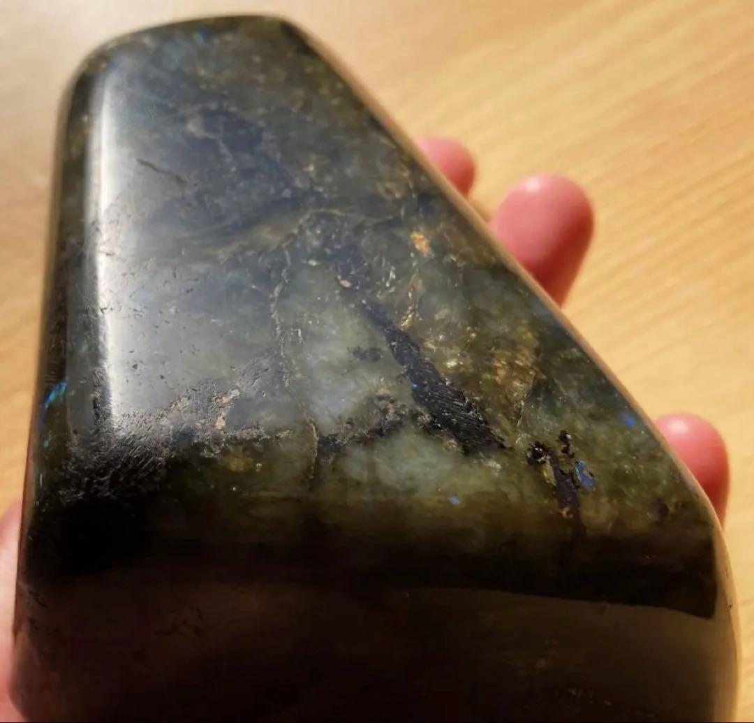 【マジックワーカーの石】ラブラドライト マダガスカル産 924g フリーフォーム