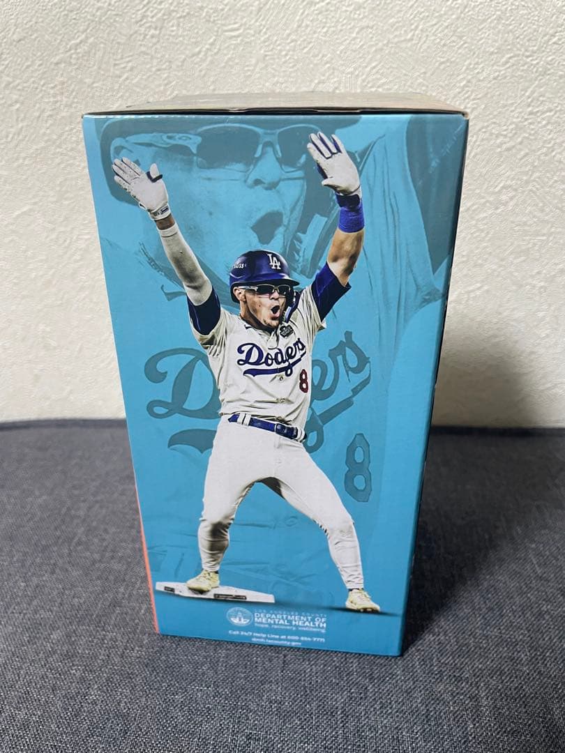 キケ ヘルナンデス　Dodgersフィギュア　ボブルヘッド
