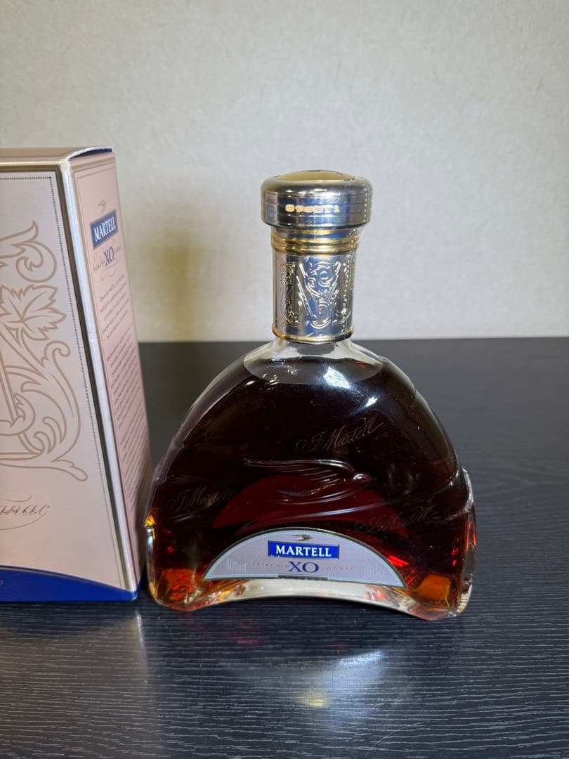 【超美品】MARTELL XO ブランデー 化粧箱付き　700ml？1L？