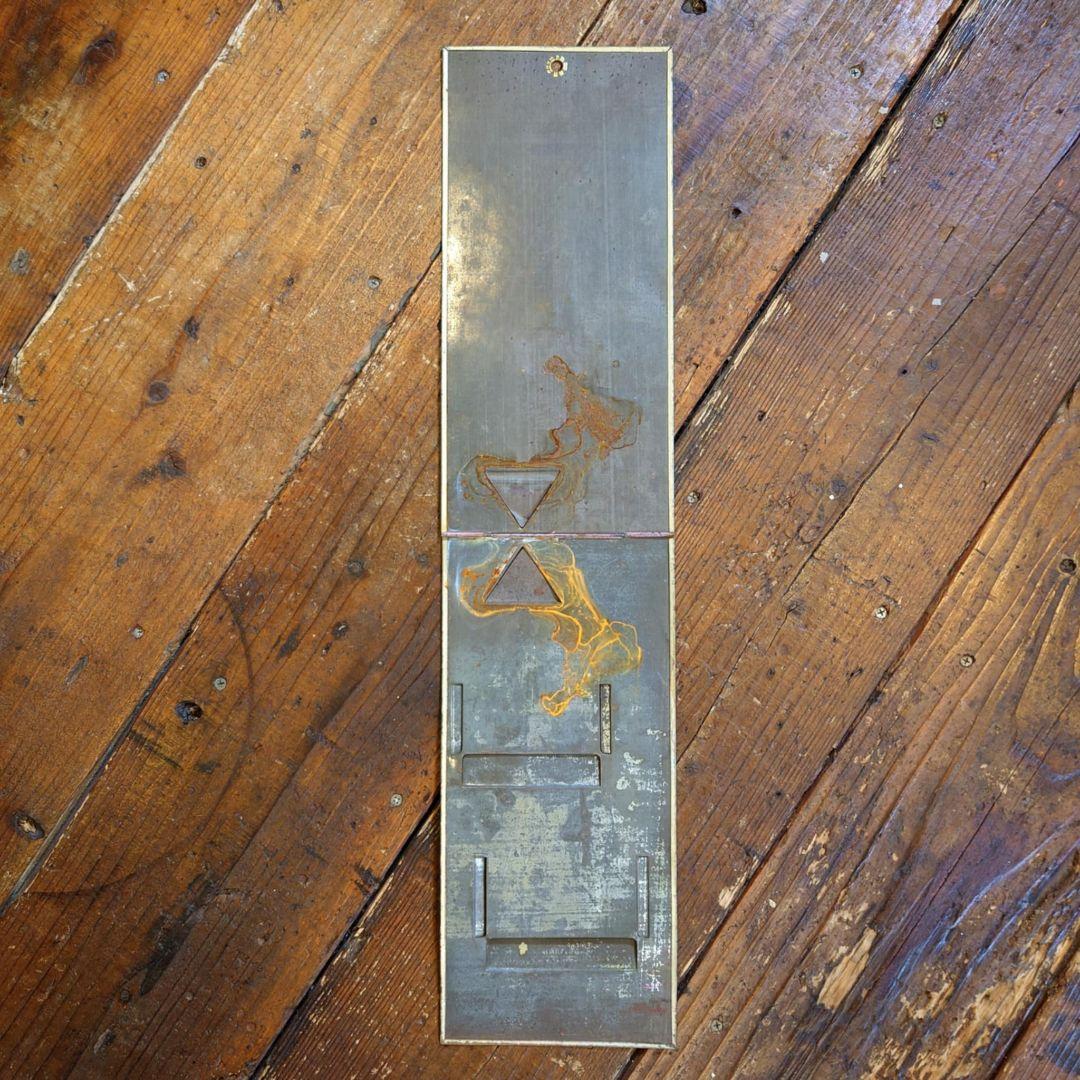 ️⭕️希少️⭕️ ビクトリヤ月経帯 ブリキ看板 2枚折 大正ロマン 昭和レトロ