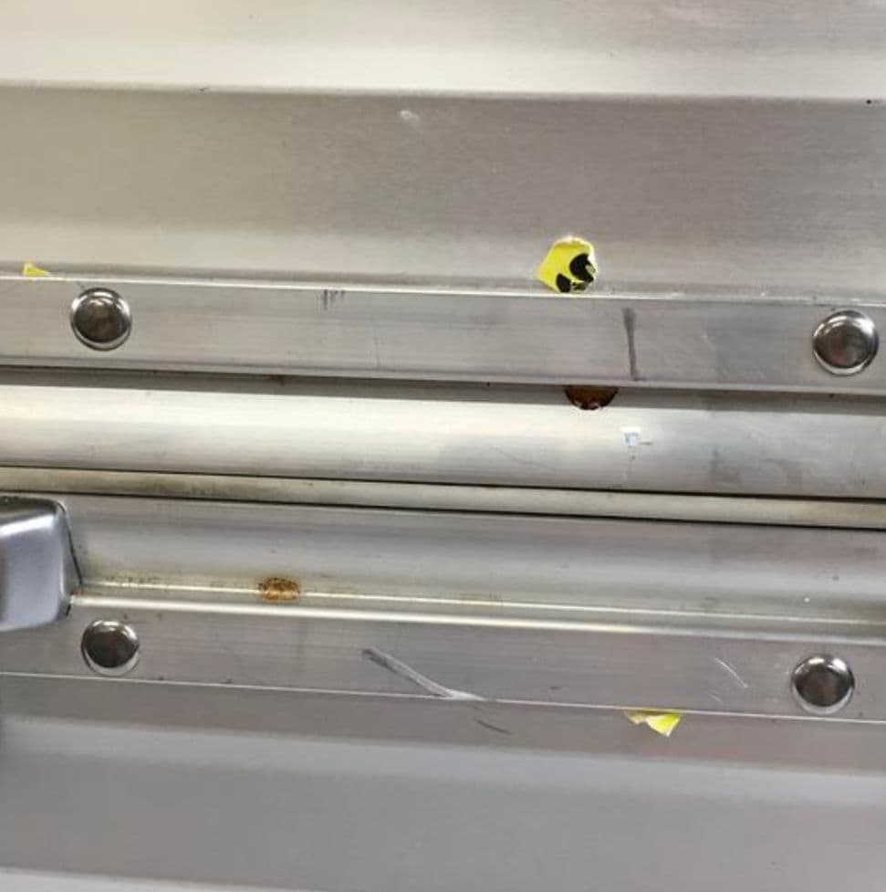 リモワ サルサ 4輪 アルミ スーツケース