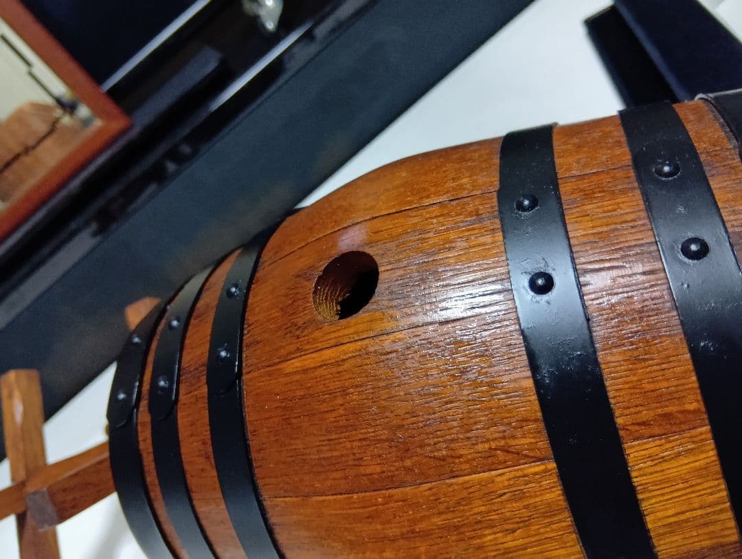 1970's　非売品　サントリー　山﨑蒸留所　初号樽型　店頭備品