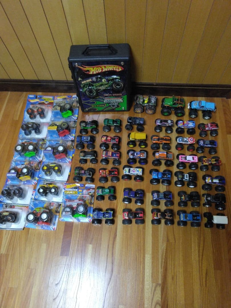 モンスタートラック　超超得！！50台セット