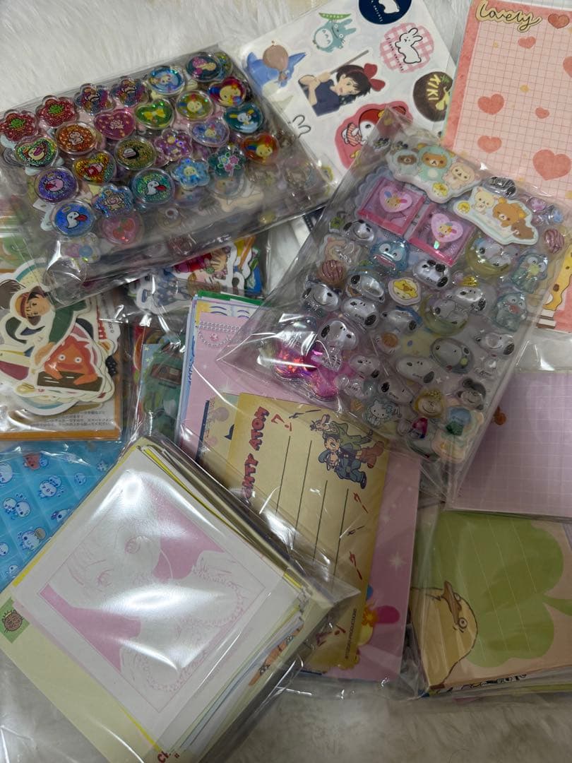 おすそ分け　シール帳　メモ帳　完成品　キャラクター