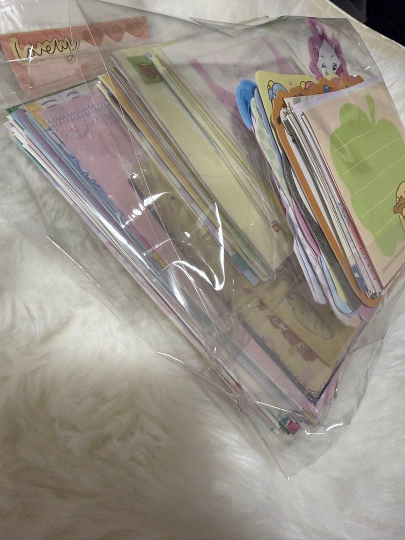 おすそ分け　シール帳　メモ帳　完成品　キャラクター