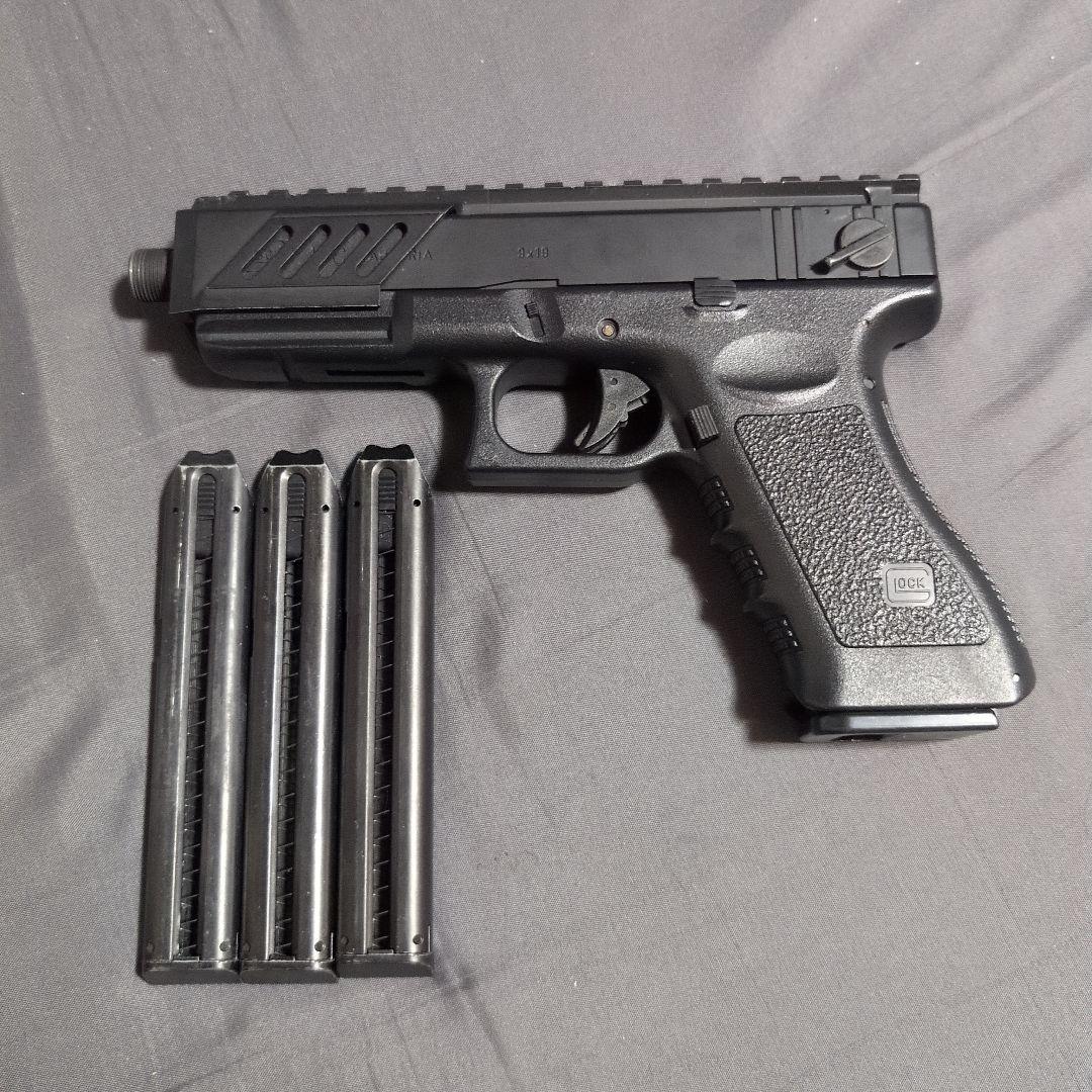 Y*s様 GLOCK 18C 電動ガン マガジン3本付き