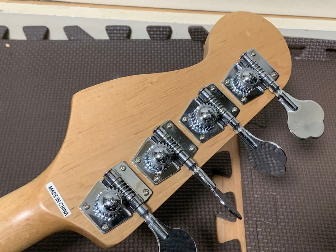 Edgar JB JAZZ BASS ジャズベース ジャズベ 赤 エレキベース